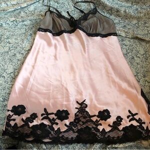 Victoria’s Secret SILK light pink black lace nightie large
